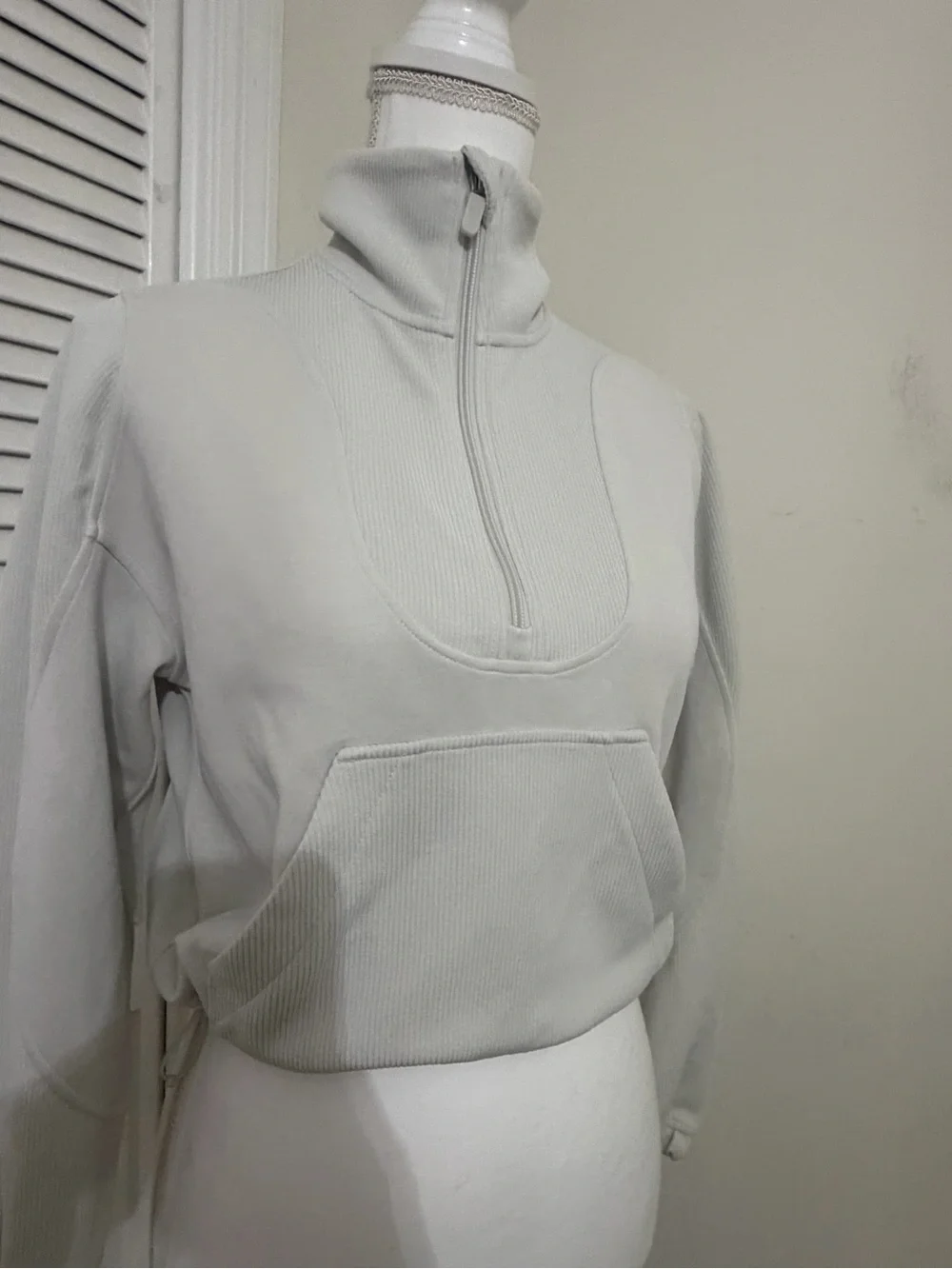 lululemon athletica euc no